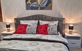 Apartament Golden Five